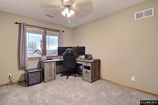 17311 Franklin Drive, Omaha, NE 68118