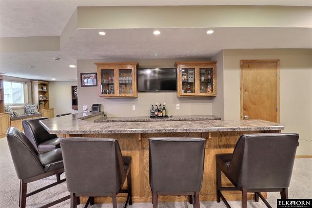 17311 Franklin Drive, Omaha, NE 68118