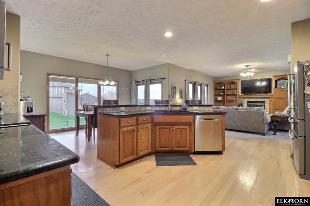 17311 Franklin Drive, Omaha, NE 68118