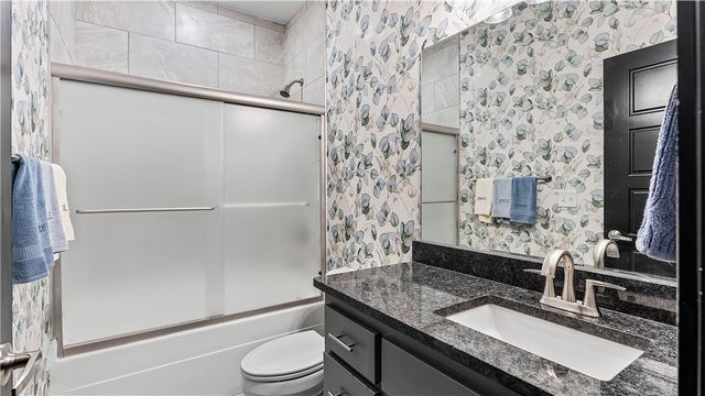 4304 SW Plumley Avenue, Bentonville, AR 72713