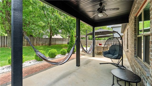 4304 SW Plumley Avenue, Bentonville, AR 72713