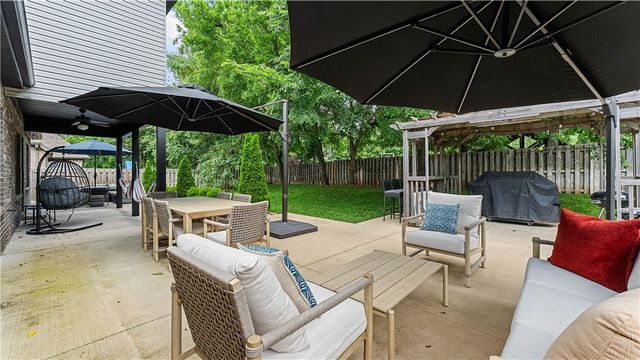 4304 SW Plumley Avenue, Bentonville, AR 72713