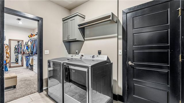 4304 SW Plumley Avenue, Bentonville, AR 72713
