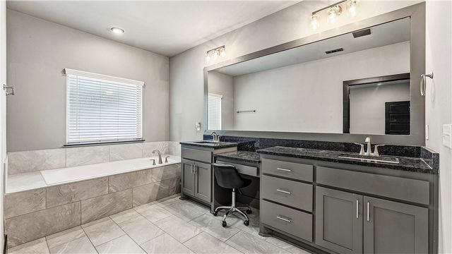 4304 SW Plumley Avenue, Bentonville, AR 72713