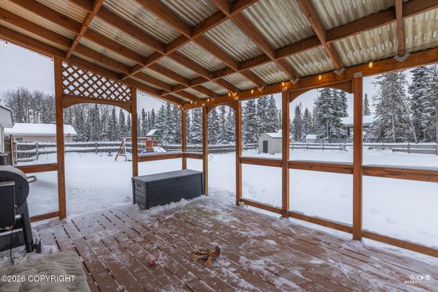 47035 Forest Wood Avenue, Soldotna, AK 99669