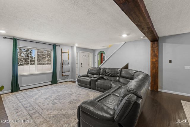 47035 Forest Wood Avenue, Soldotna, AK 99669