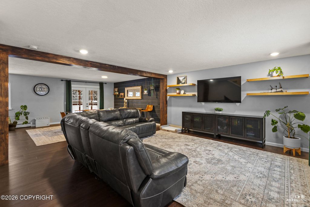 47035 Forest Wood Avenue, Soldotna, AK 99669