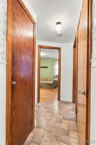 24 Greymont Avenue, West Seneca, NY 14224