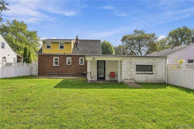 24 Greymont Avenue, West Seneca, NY 14224