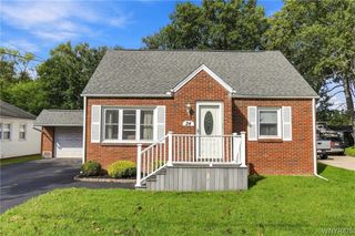 24 Greymont Avenue, West Seneca, NY 14224