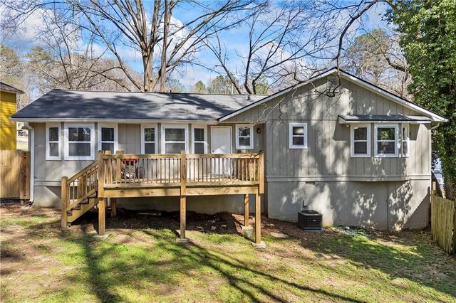 2493 Cherie Glen Road, Snellville, GA 30039