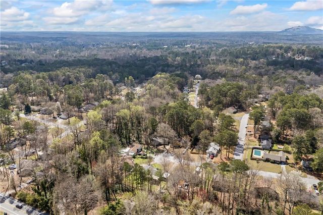 2493 Cherie Glen Road, Snellville, GA 30039