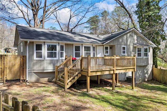 2493 Cherie Glen Road, Snellville, GA 30039