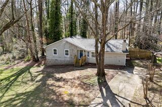 2493 Cherie Glen Road, Snellville, GA 30039