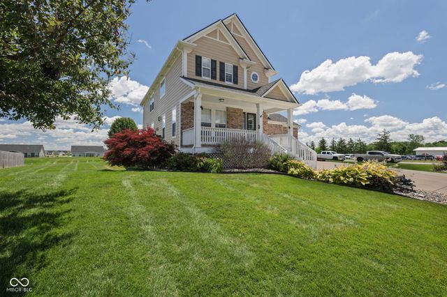 13815 N Honey Creek Drive, Camby, IN 46113
