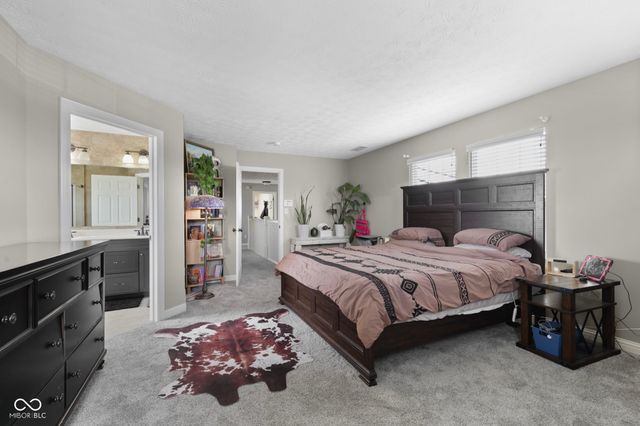 13815 N Honey Creek Drive, Camby, IN 46113