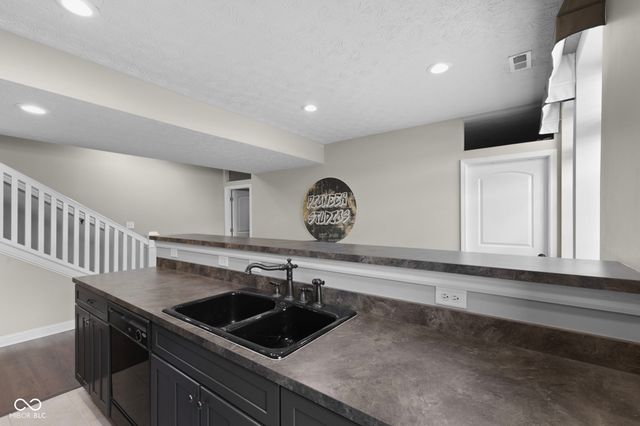 13815 N Honey Creek Drive, Camby, IN 46113
