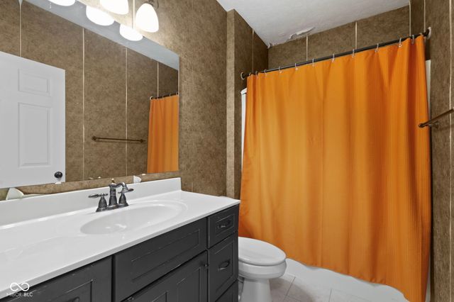 13815 N Honey Creek Drive, Camby, IN 46113