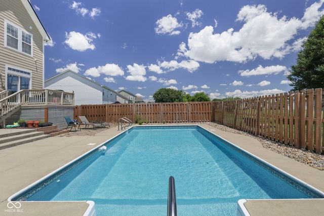 13815 N Honey Creek Drive, Camby, IN 46113