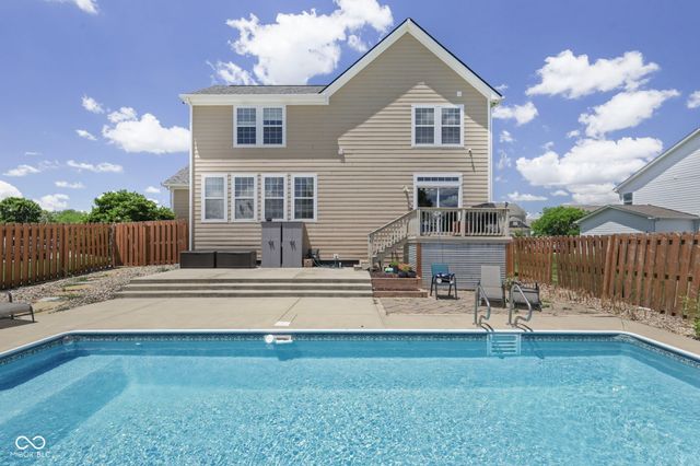 13815 N Honey Creek Drive, Camby, IN 46113