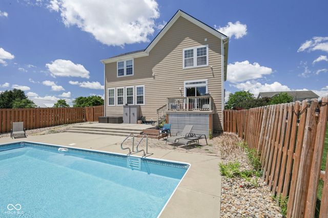 13815 N Honey Creek Drive, Camby, IN 46113