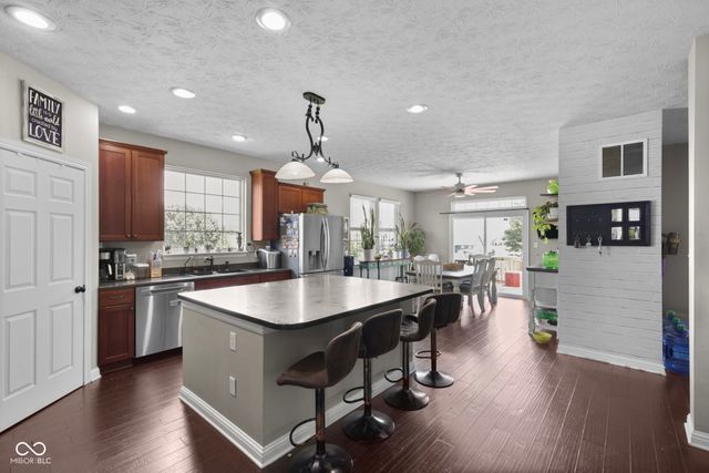 13815 N Honey Creek Drive, Camby, IN 46113