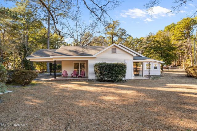 30 Windmere Road, Pinehurst, NC 28374