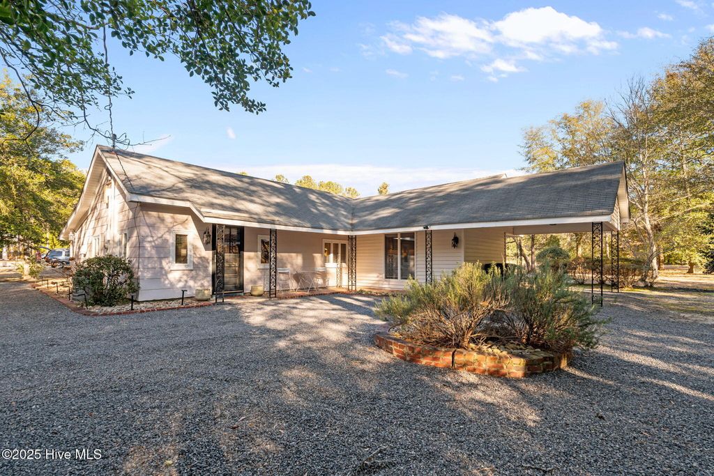 30 Windmere Road, Pinehurst, NC 28374