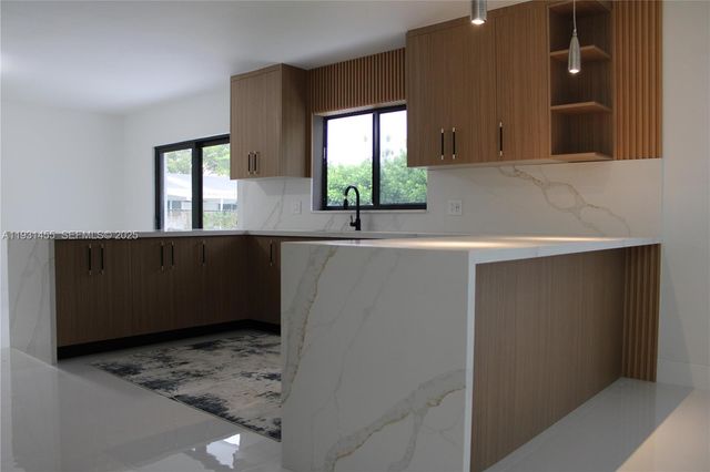 7630 SW 94th Ave, Miami, FL 33173