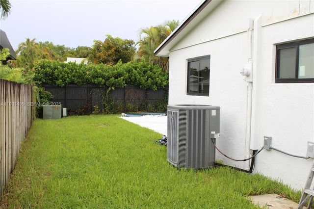 7630 SW 94th Ave, Miami, FL 33173