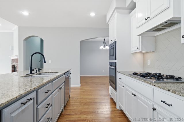 3309 W Knoxville Street W, Broken Arrow, OK 74012