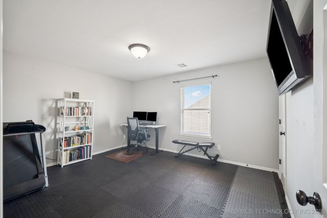 3309 W Knoxville Street W, Broken Arrow, OK 74012