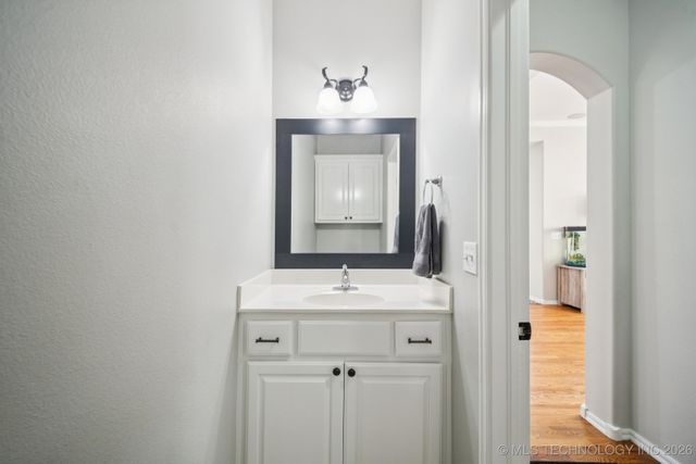 3309 W Knoxville Street W, Broken Arrow, OK 74012