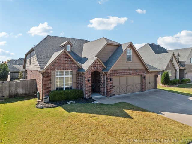3309 W Knoxville Street W, Broken Arrow, OK 74012
