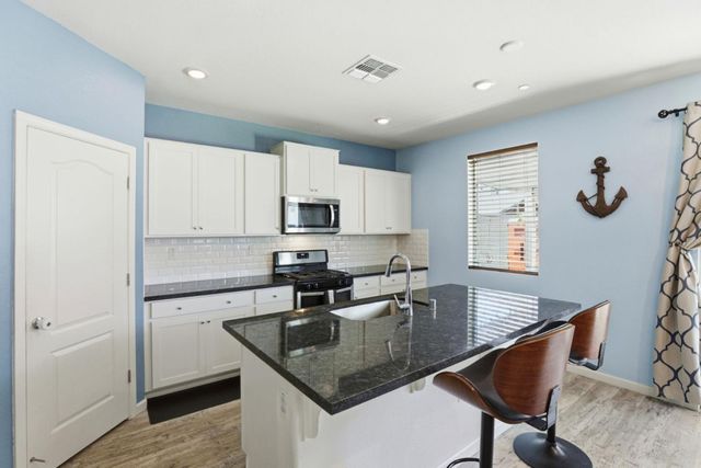 551 Gabriele Court, Hollister, CA 95023