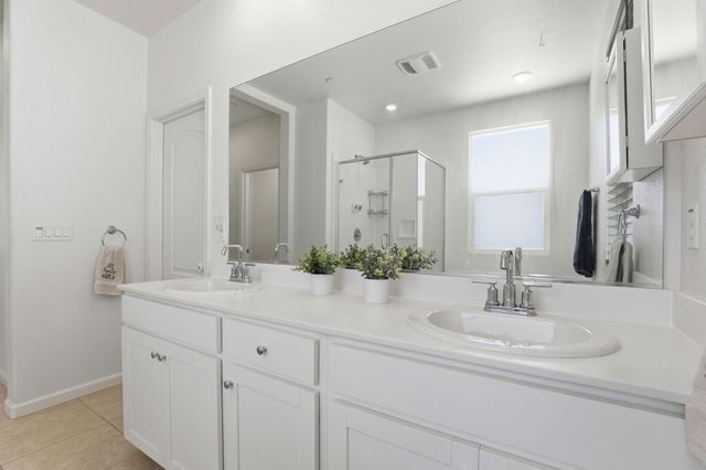 551 Gabriele Court, Hollister, CA 95023
