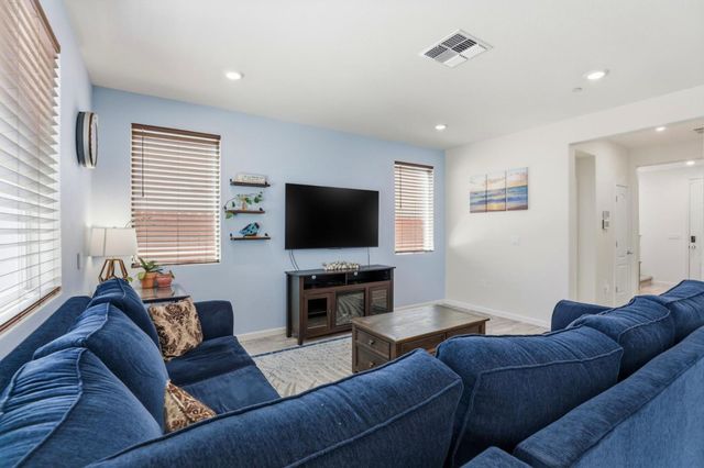 551 Gabriele Court, Hollister, CA 95023