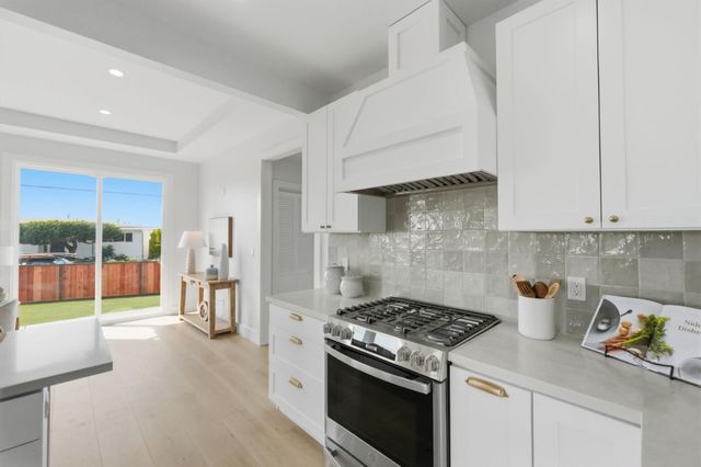 125 Shell Street, Pacifica, CA 94044