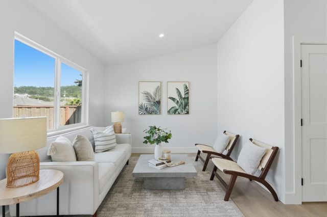 125 Shell Street, Pacifica, CA 94044