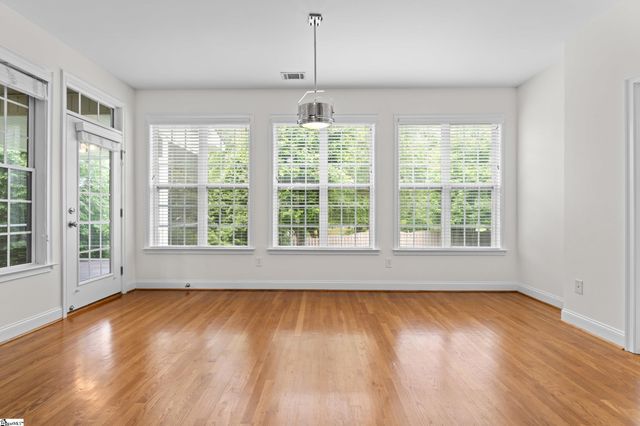 6 Aldgate Way, Greer, SC 29650