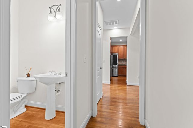 6 Aldgate Way, Greer, SC 29650