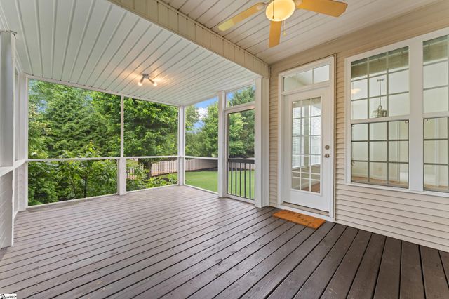 6 Aldgate Way, Greer, SC 29650