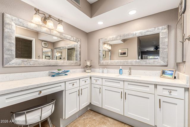 19122 N 98th Lane, Peoria, AZ 85382