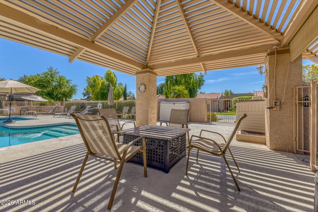 19122 N 98th Lane, Peoria, AZ 85382