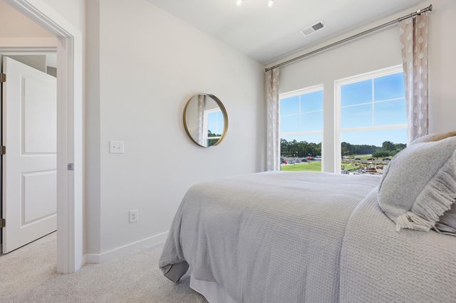 210 Laurelhurst Lane, Johns Island, SC 29455