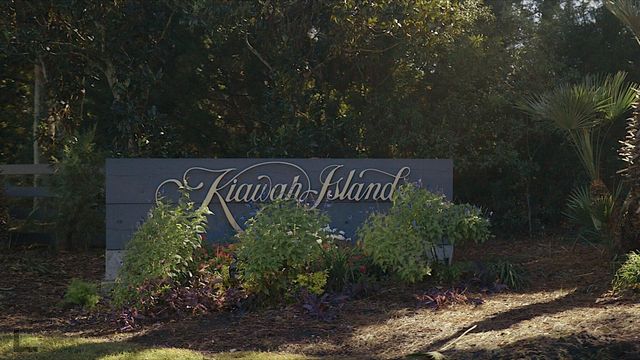 210 Laurelhurst Lane, Johns Island, SC 29455
