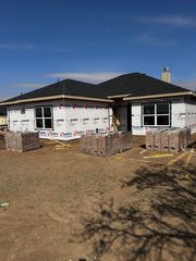 619 Holly Street, Levelland, TX 79336