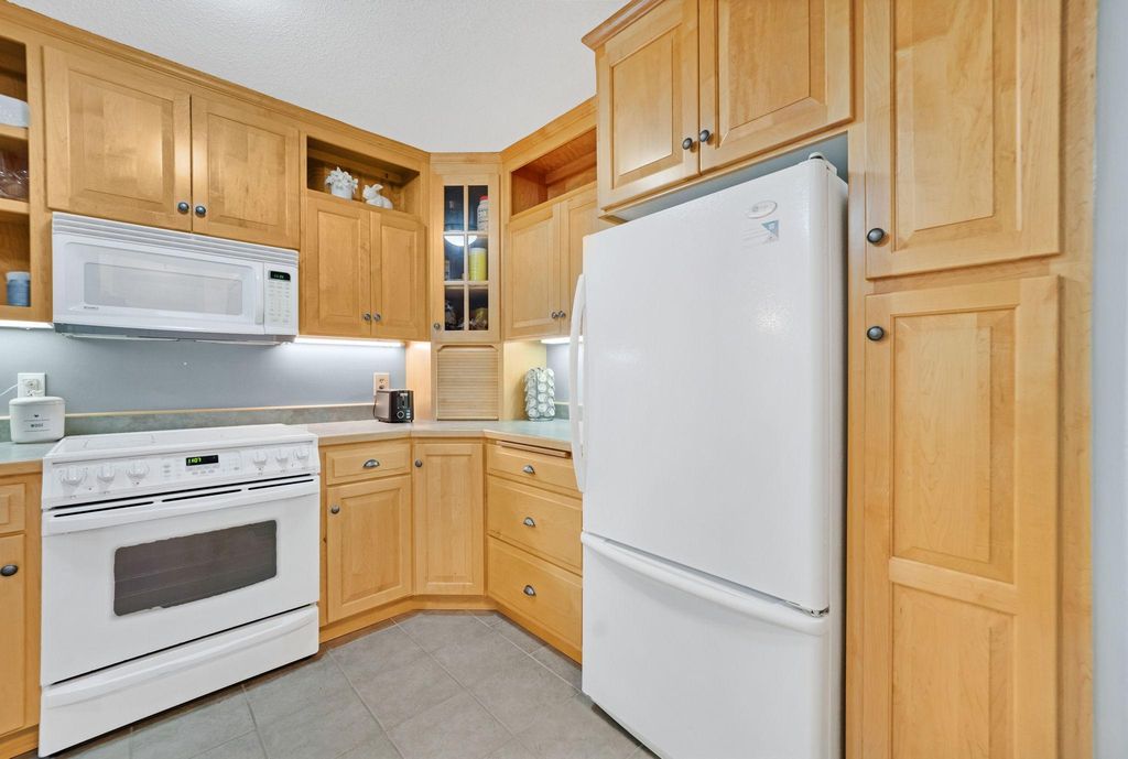 15805 26th Avenue N B, Plymouth, MN 55447 — photo 4