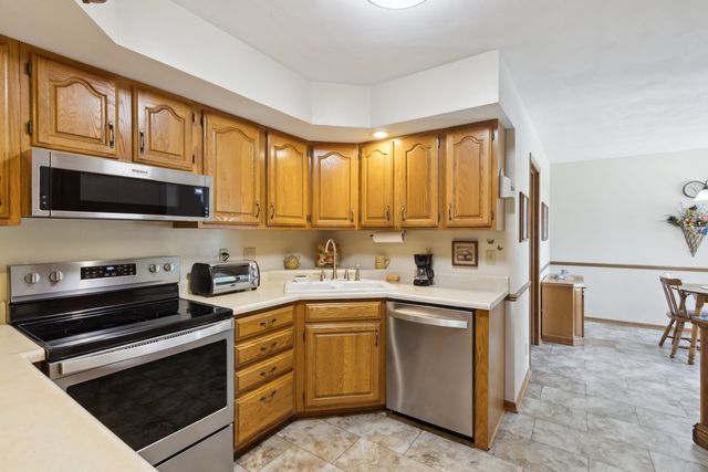 6770 Timberline Lane 26A, Rockford, IL 61108