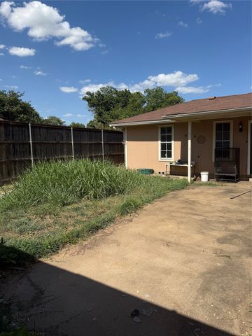 1801 Tameria Drive, Irving, TX 75060